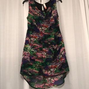 Women’s dress